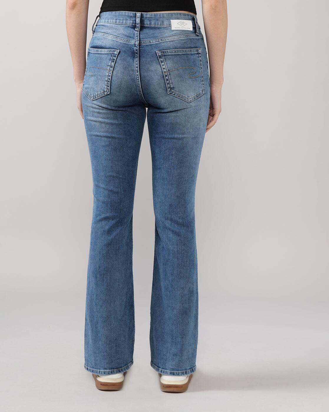 Women Lightly Washed Bootcut Jeans