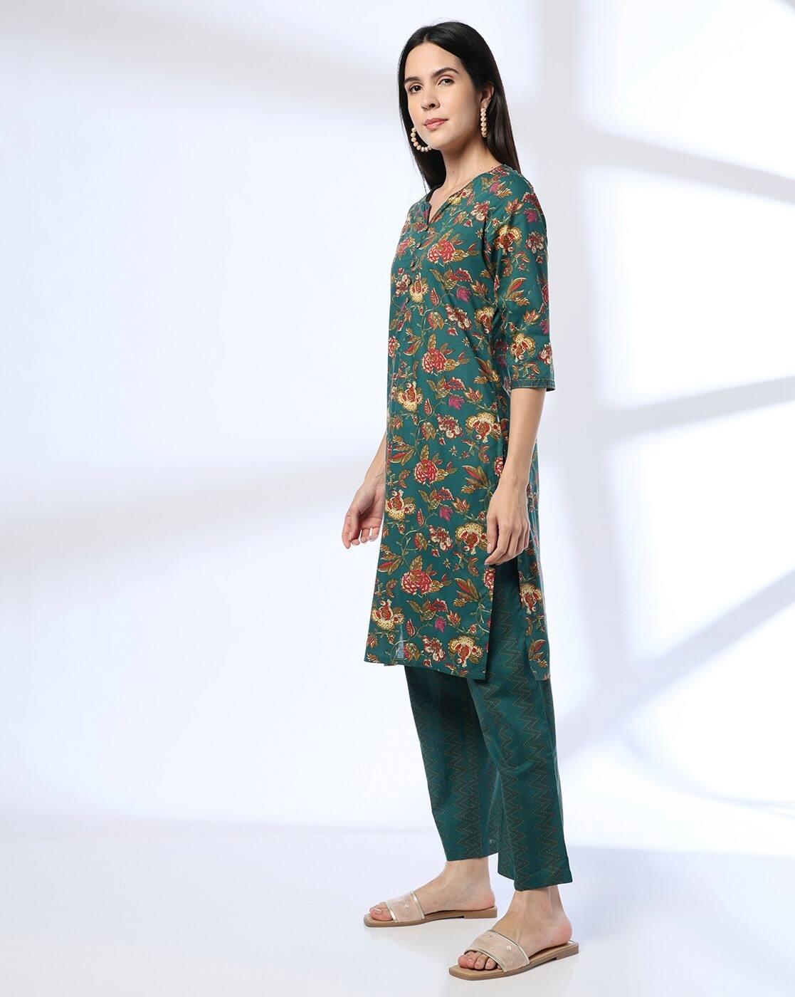 Women Floral Print Staright Kurta with Trousers