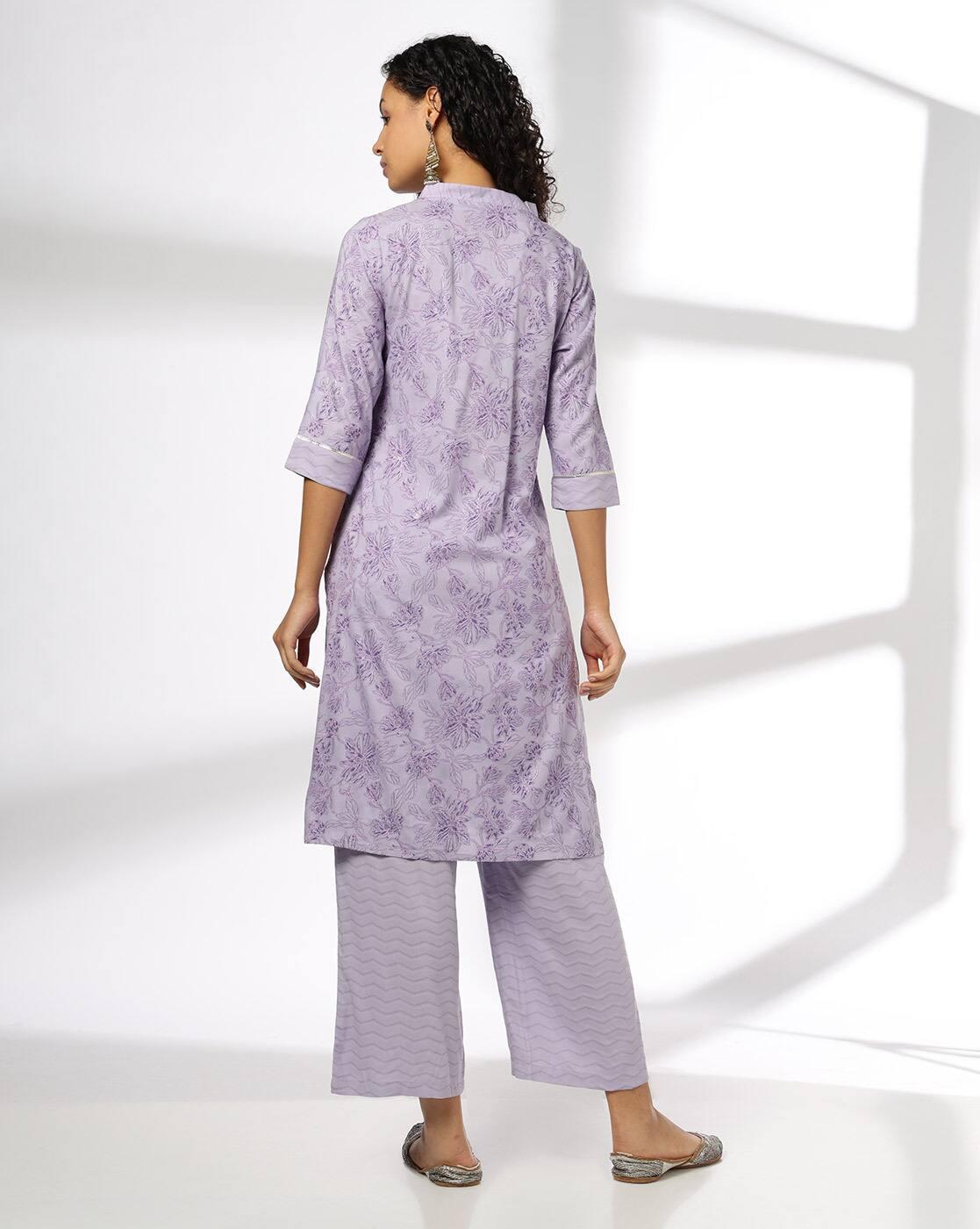 SLETCHY OUTLINE FLORAL SHAW, LAVENDER, M