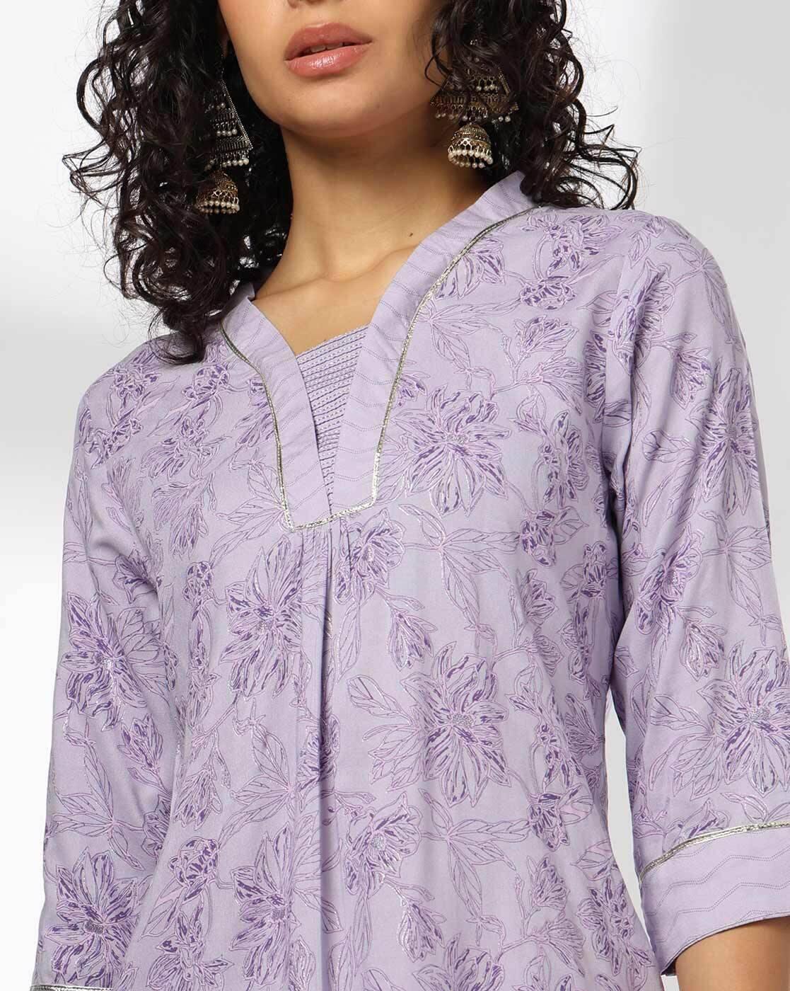SLETCHY OUTLINE FLORAL SHAW, LAVENDER, M