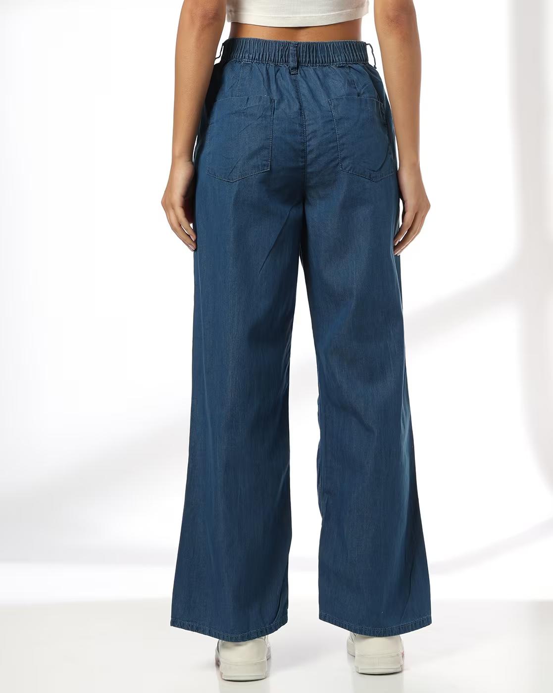 Women High-Rise Baggy Jeans