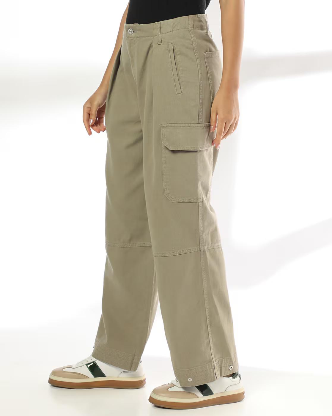 Women Wide-Leg Cargo Pants