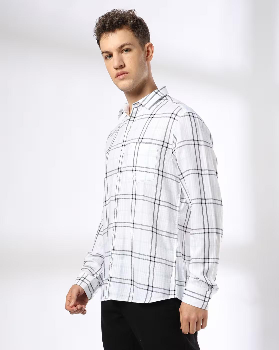 Men Checkered Slim Fit Casual Shirt