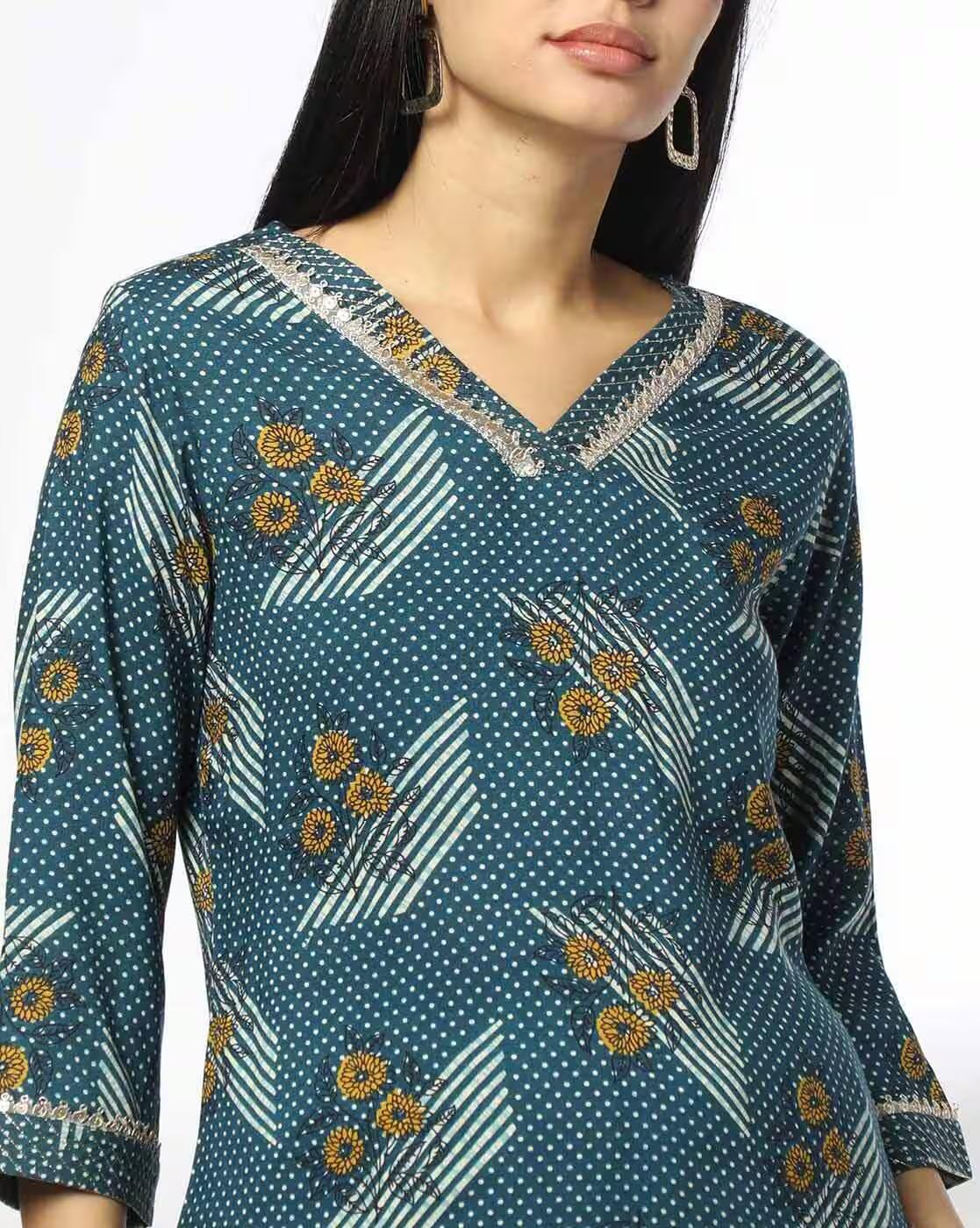 MIX POLKA AND DIAGONAL LINES, INDIGO, L