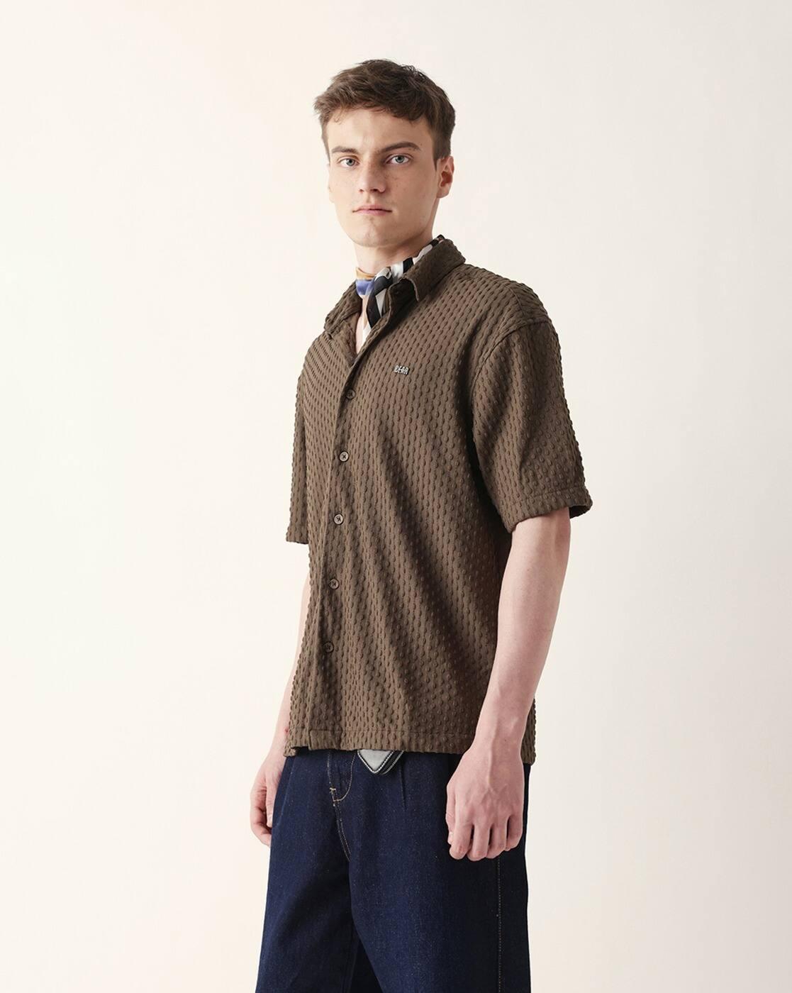 Men Oversized Fit Shirt with Spread Collar