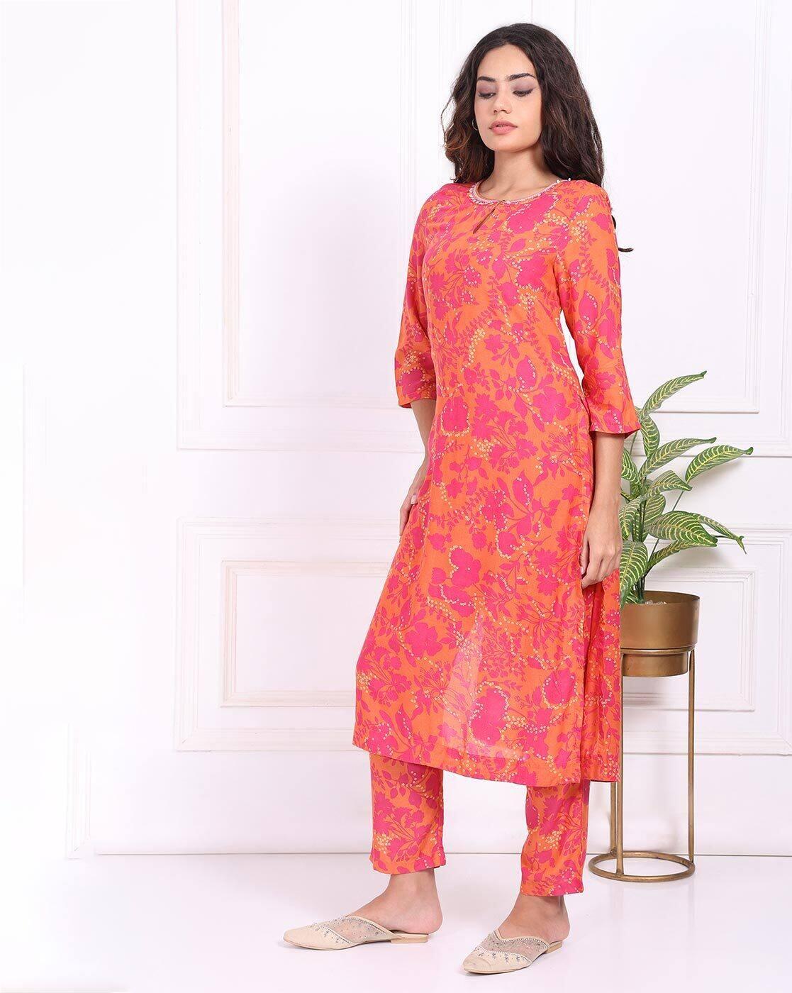 Women Floral Straight Fit Pants