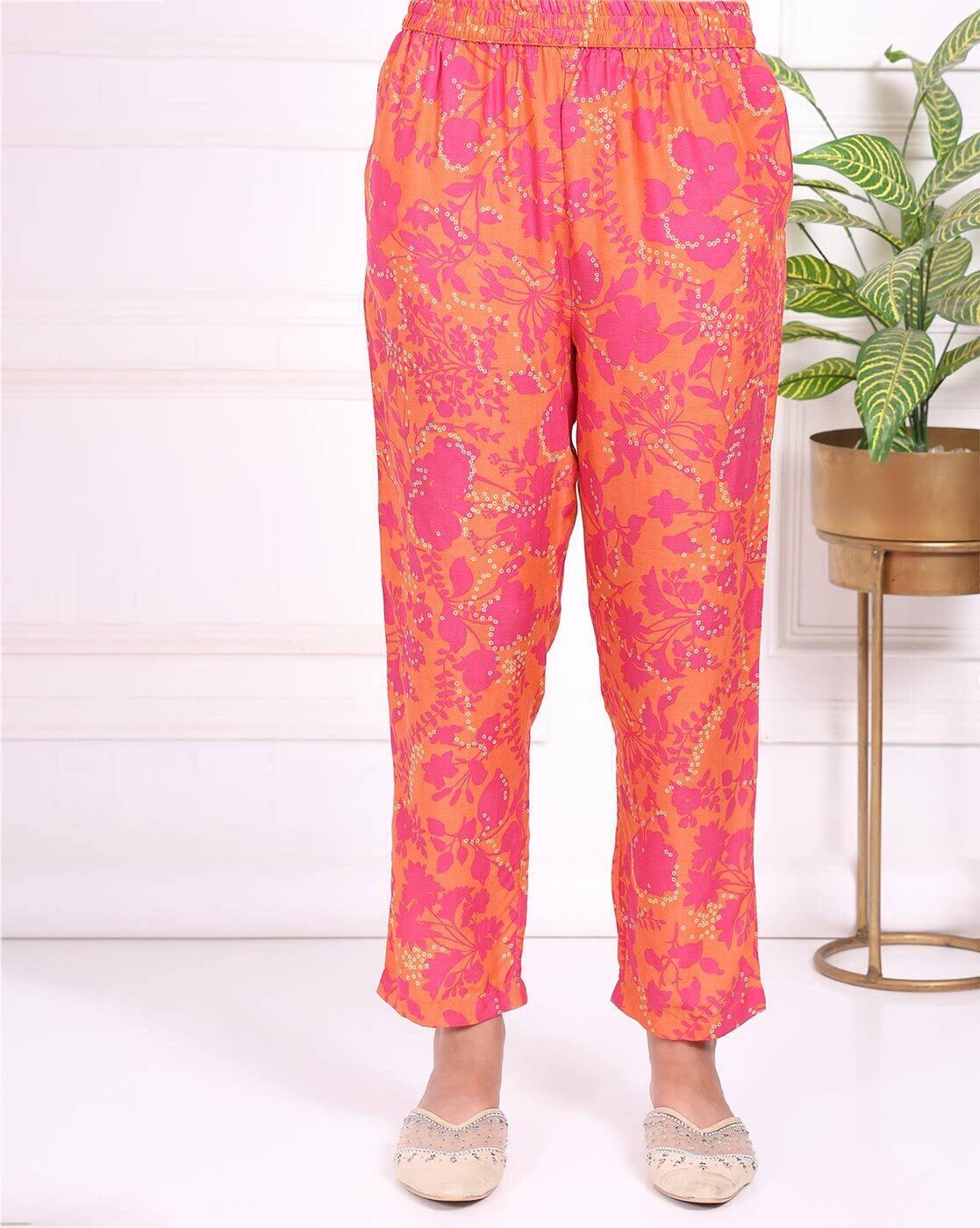 Women Floral Straight Fit Pants