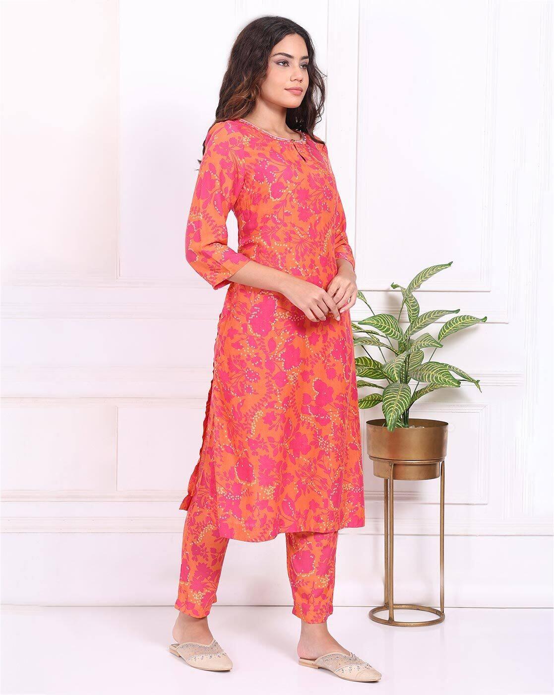 Women Floral Straight Fit Pants