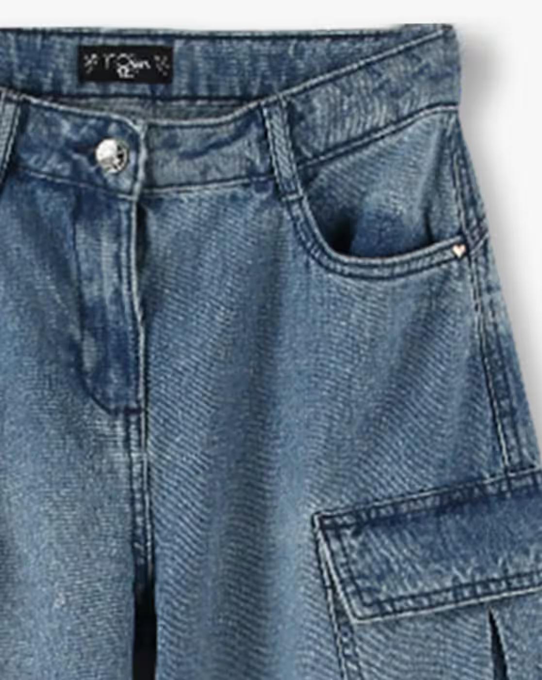 Girls Mid-Wash Wide-Leg Cargo Jeans