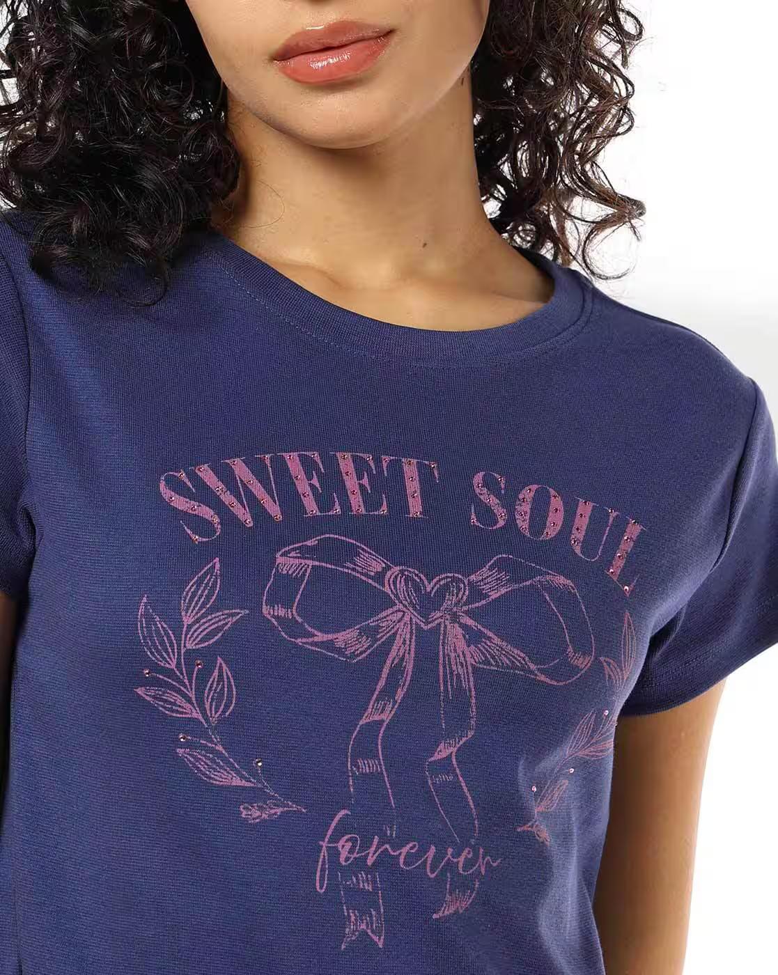Women Graphic Print Regular Fit Crew-Neck T-Shirt