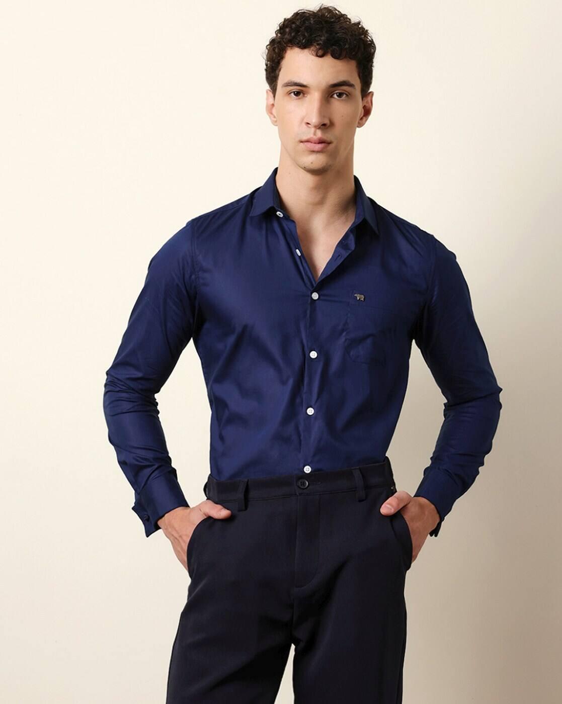 Cotton Solid Tailored Fit Formal Shirt