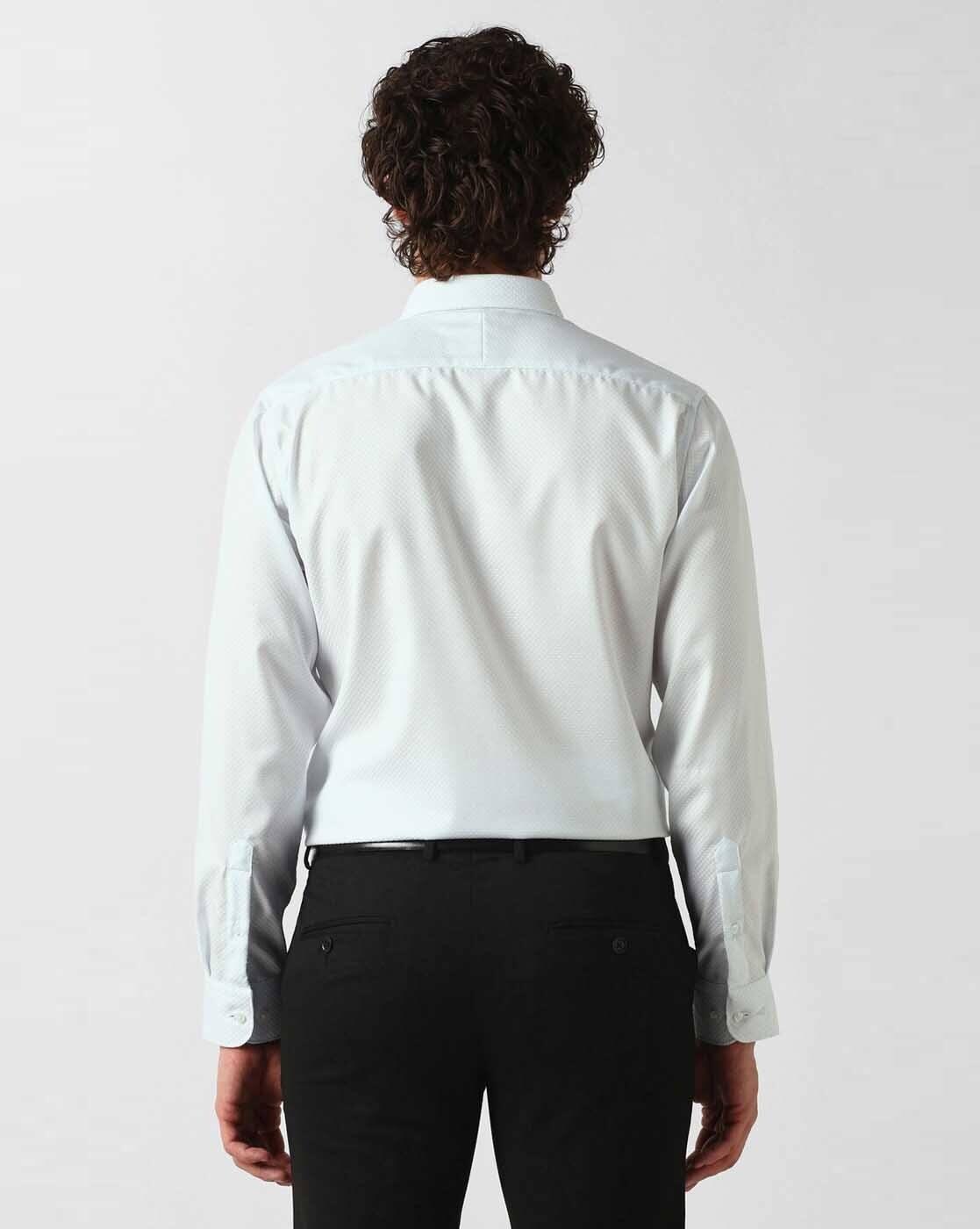 Men Regular Fit Shirt with Patch Pocket