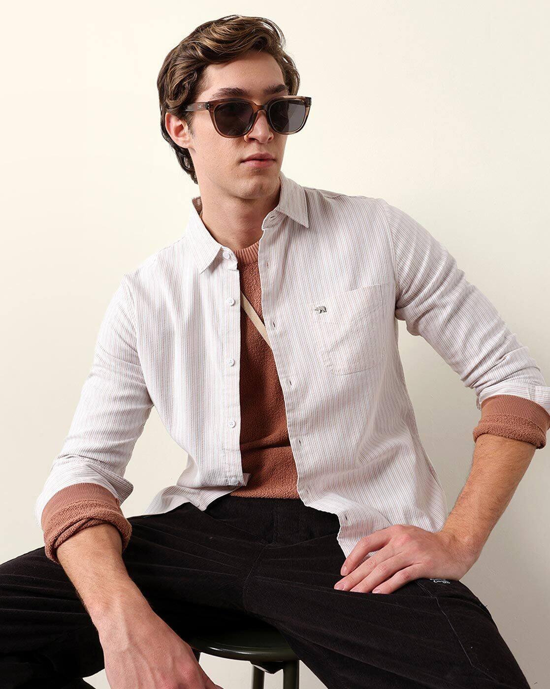 Men Spread Collar Slim Fit Shirt