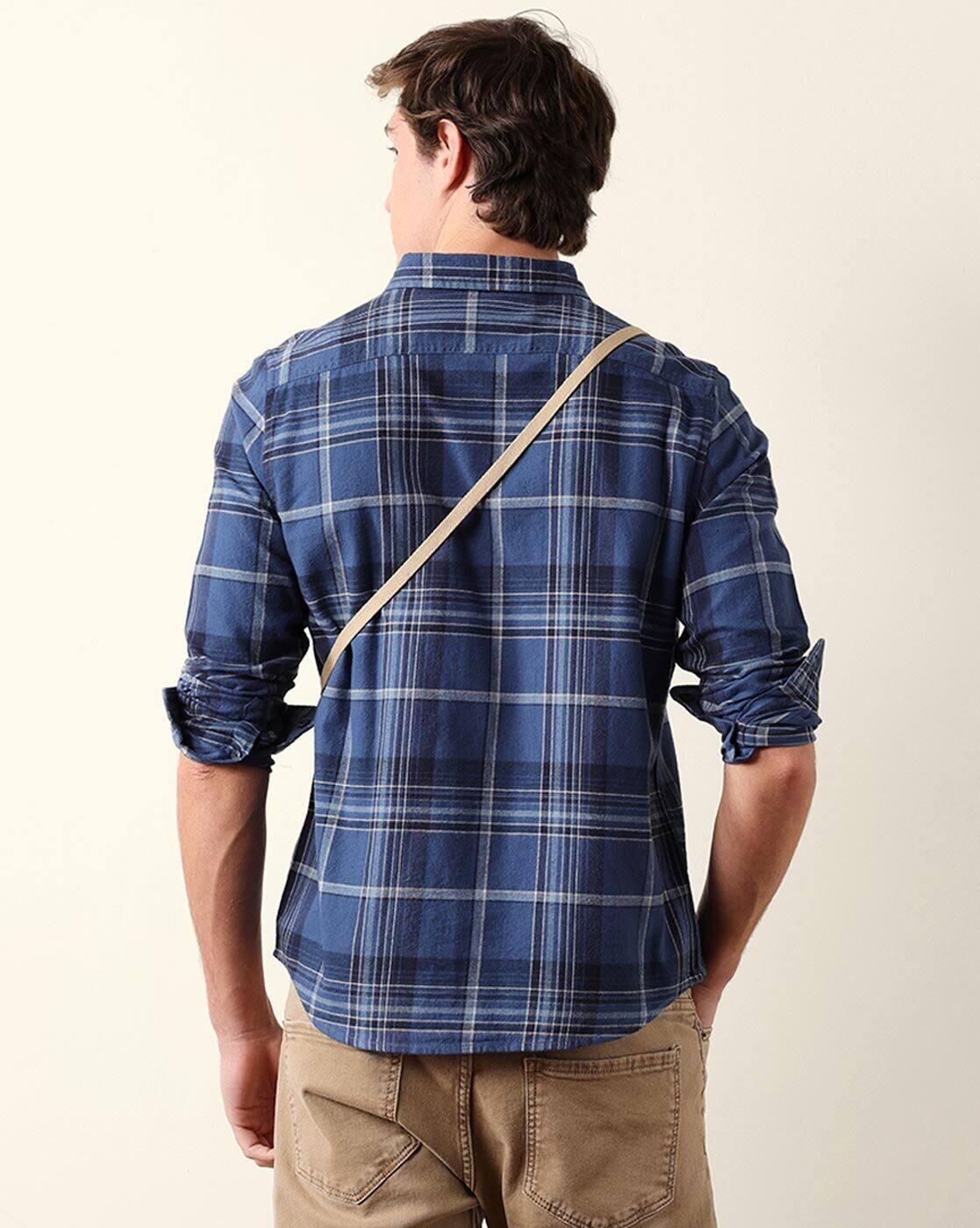 Men Spread Collar Regular Fit Shirt