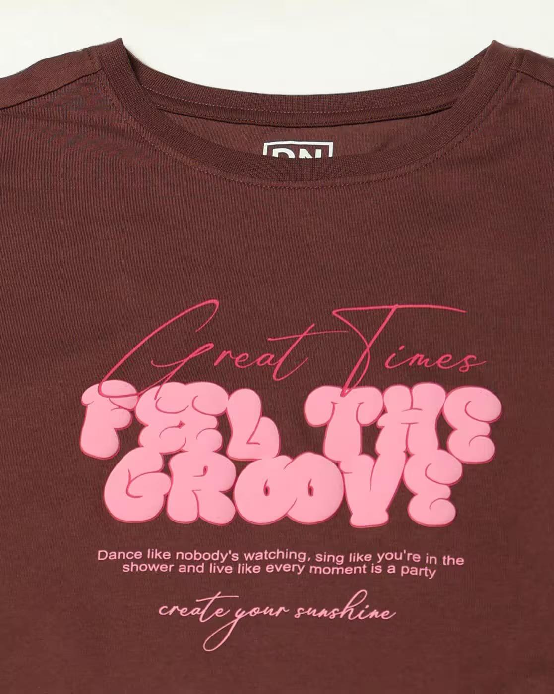 GROOVE REGULAR CROP BODY TEE, BROWN, XS