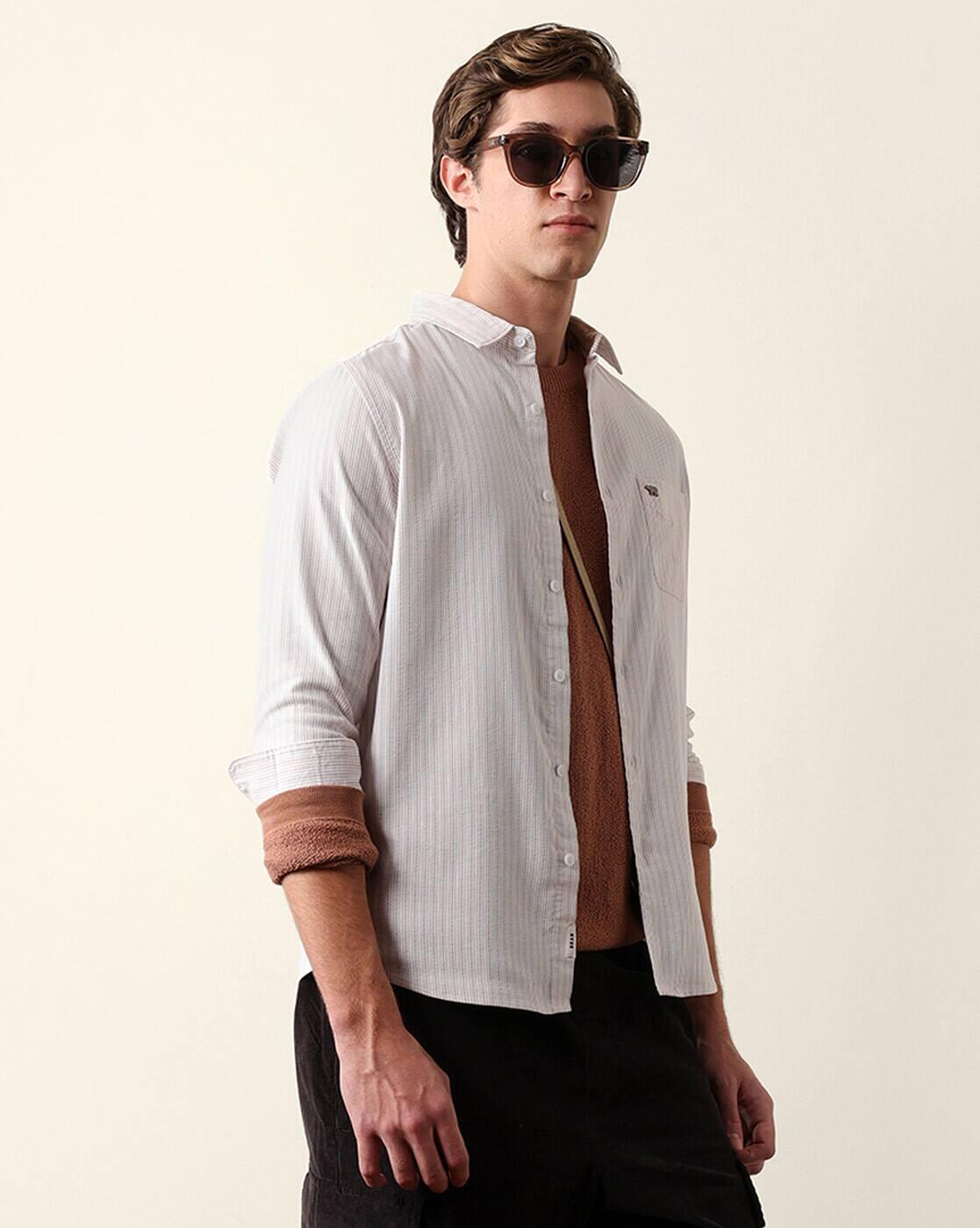 Men Spread Collar Slim Fit Shirt