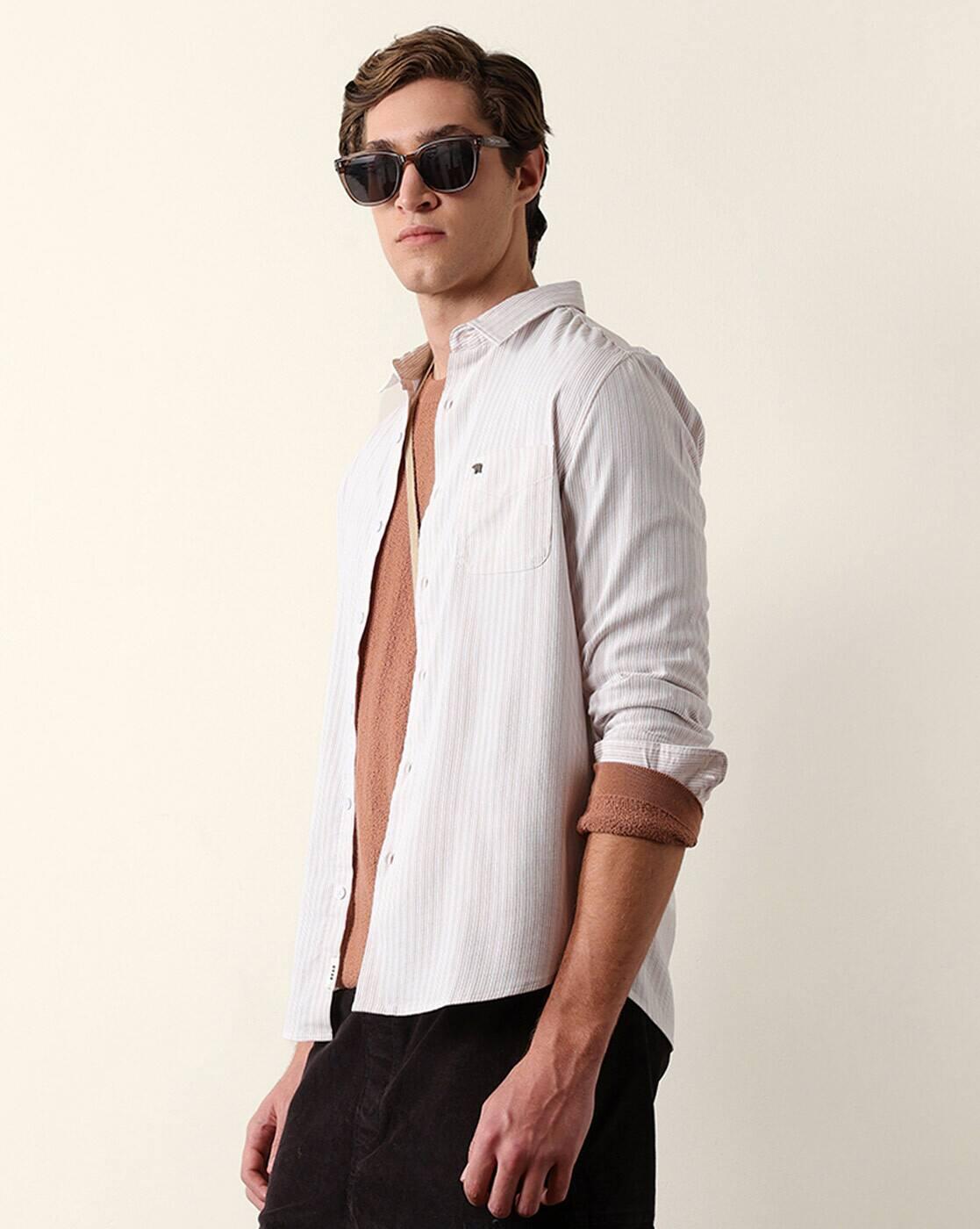 Men Spread Collar Slim Fit Shirt