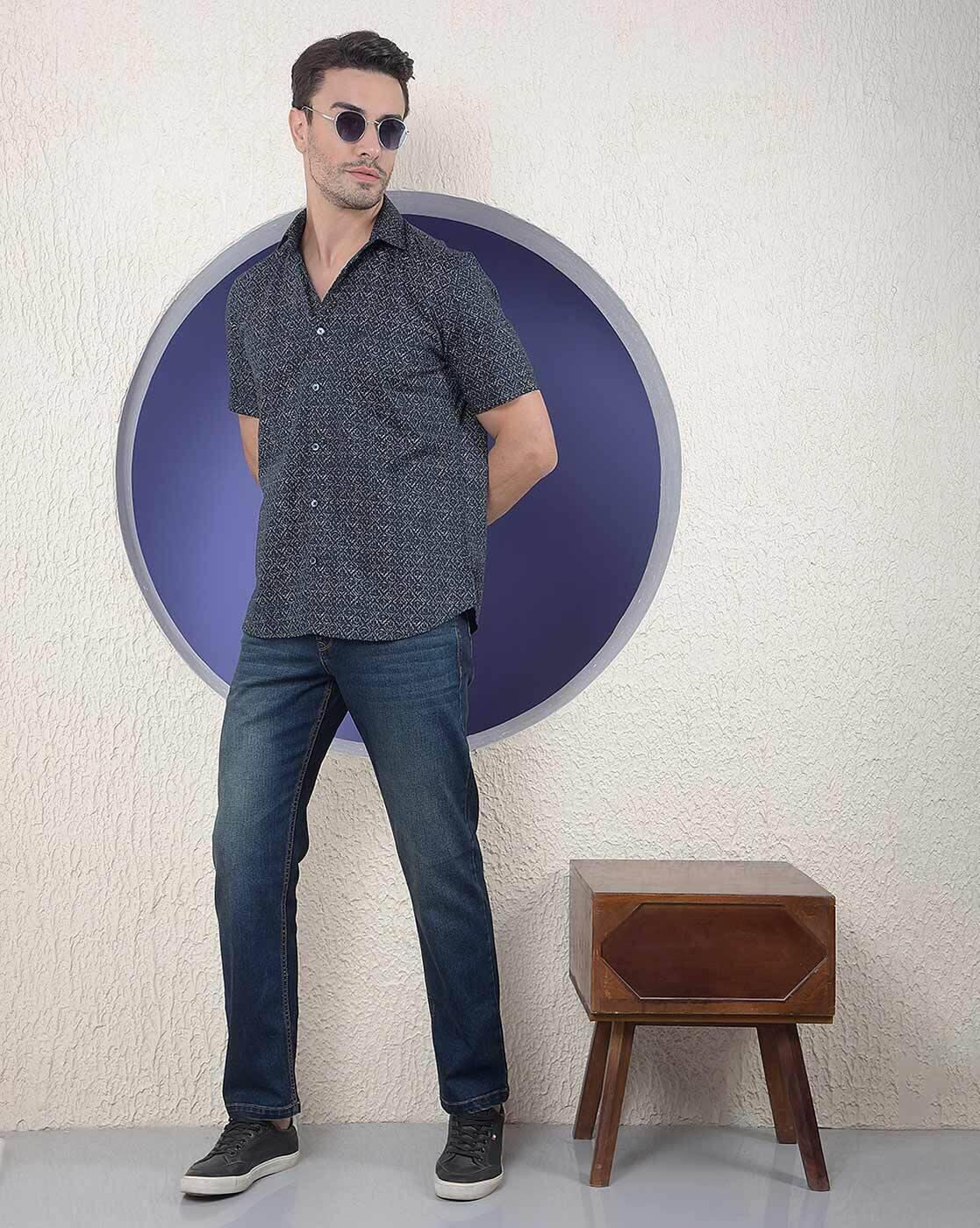 Men Leaf Slim Fit Shirt
