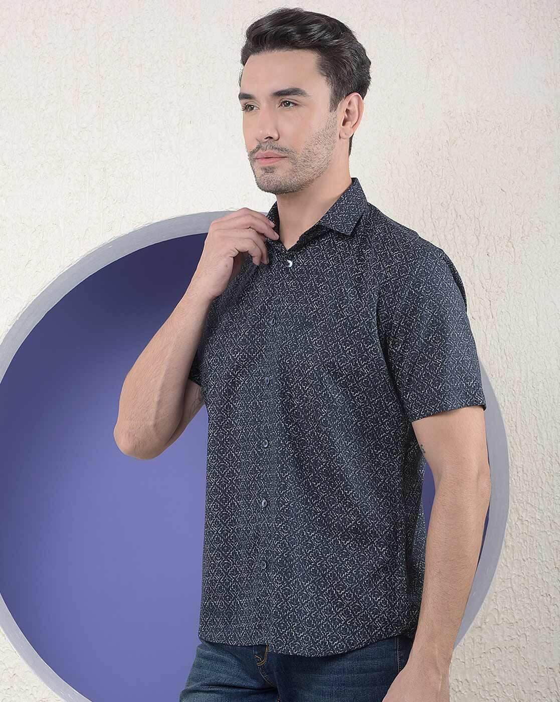 Men Leaf Slim Fit Shirt