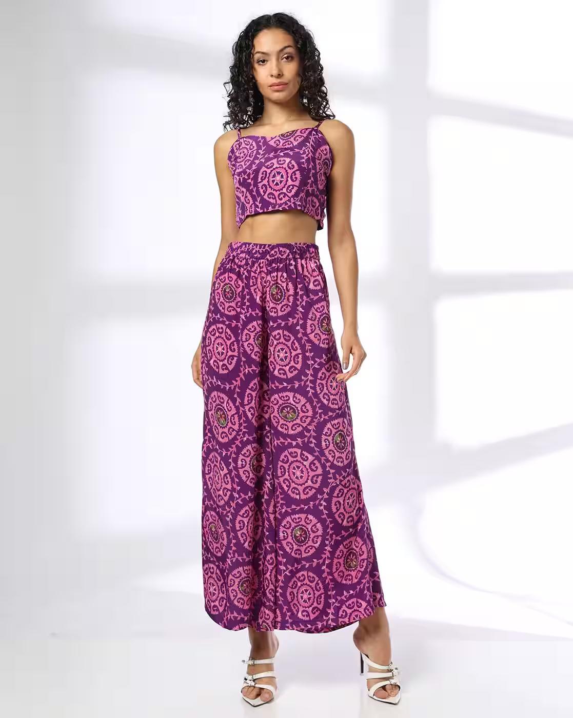 Women Printed 3 -Piece Set with Cape