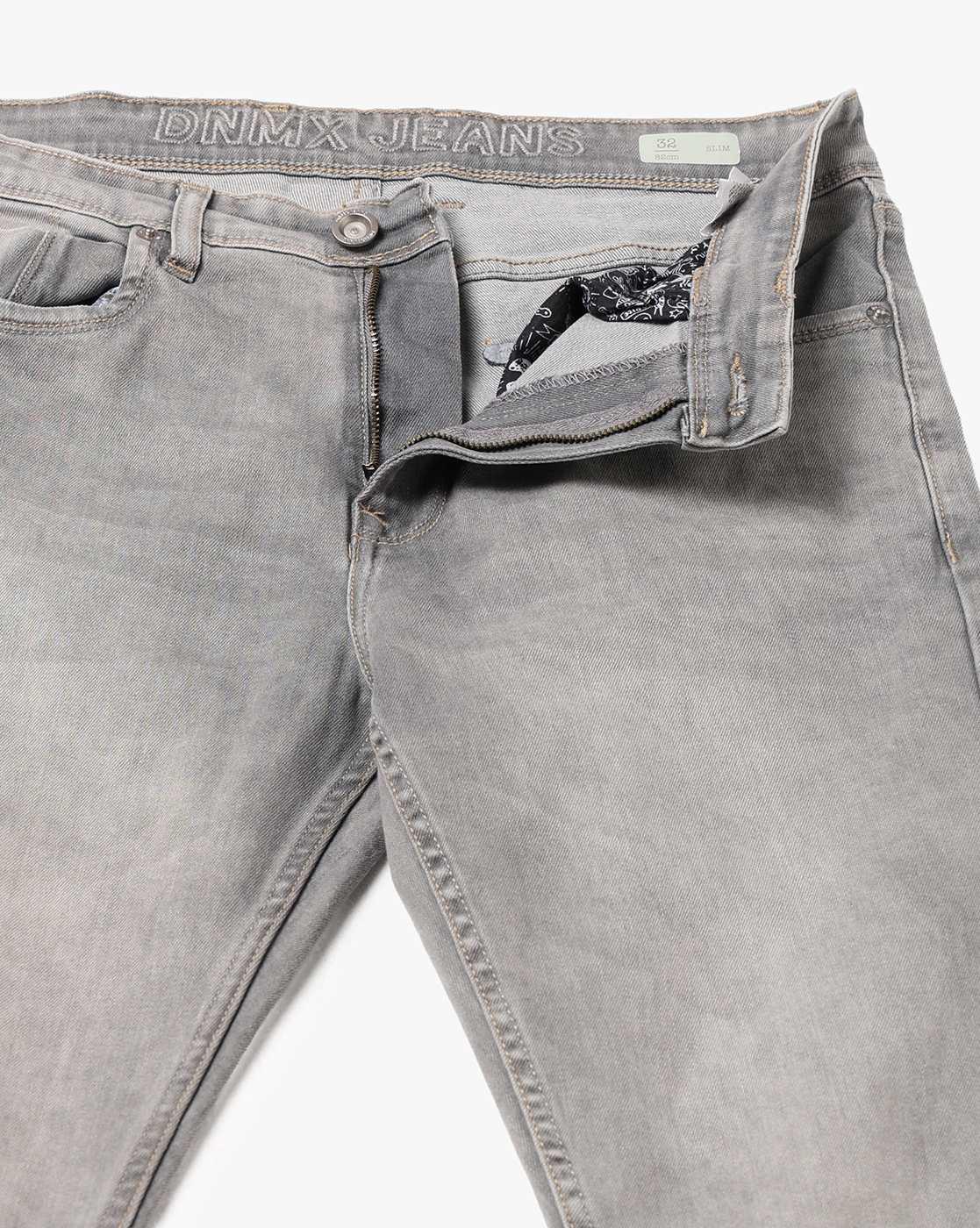 Men Lightly Washed Slim Fit Jeans