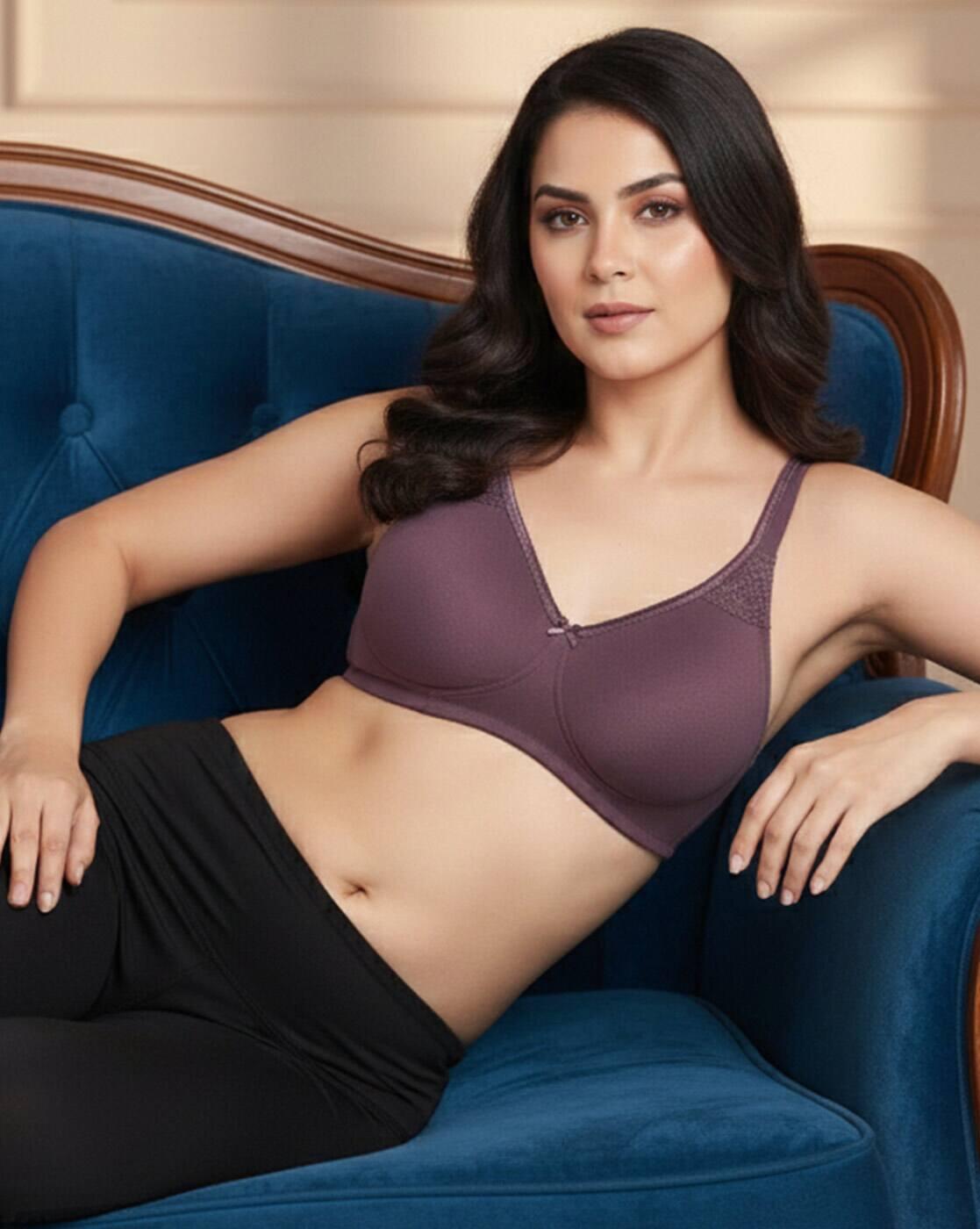 Double Layered Non-Wired 3/4Th Coverage T-Shirt Bra