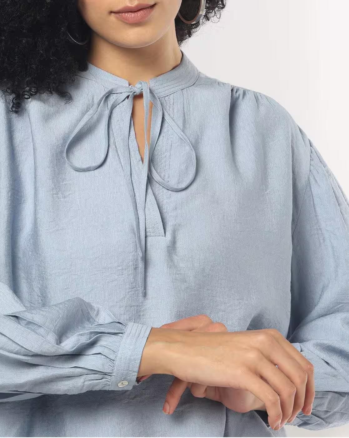 Women Regular Fit Top with Neck Tie-Up
