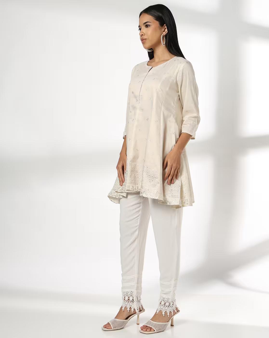 Women Embroidered Flared Kurta