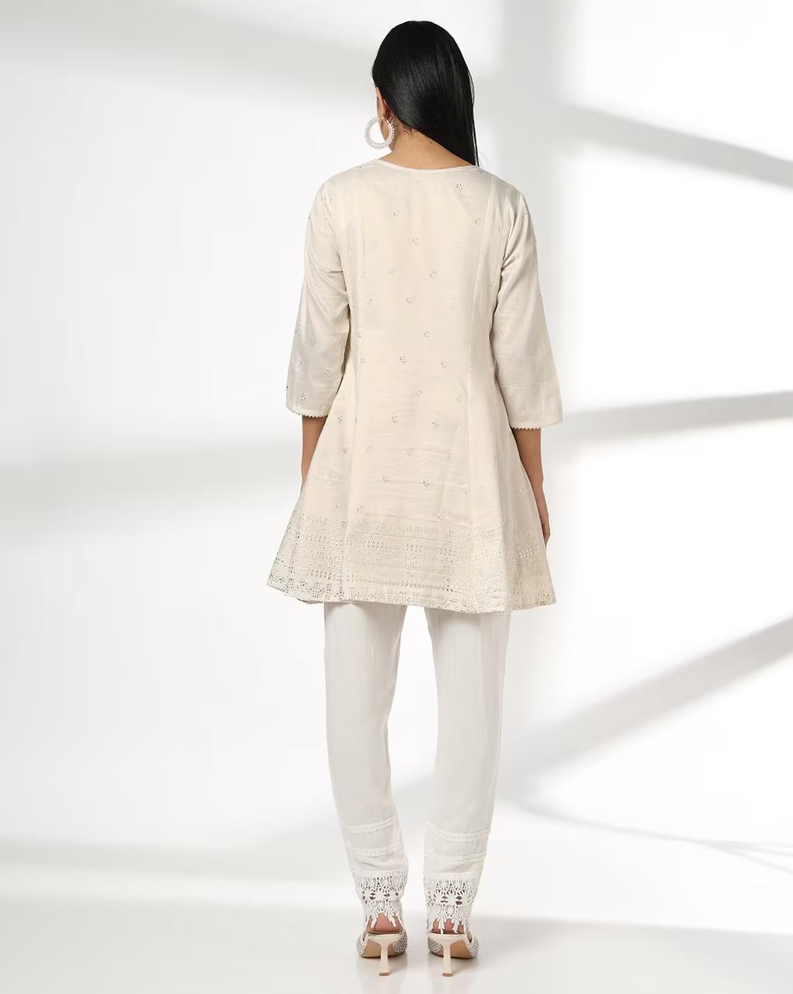 Women Embroidered Flared Kurta