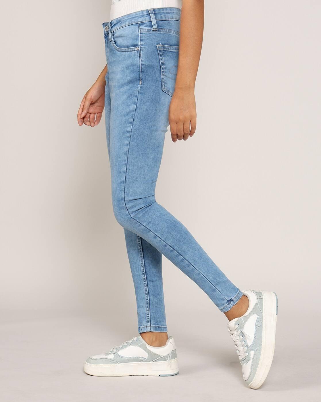 Women Lightly Washed Skinny Fit Jeans