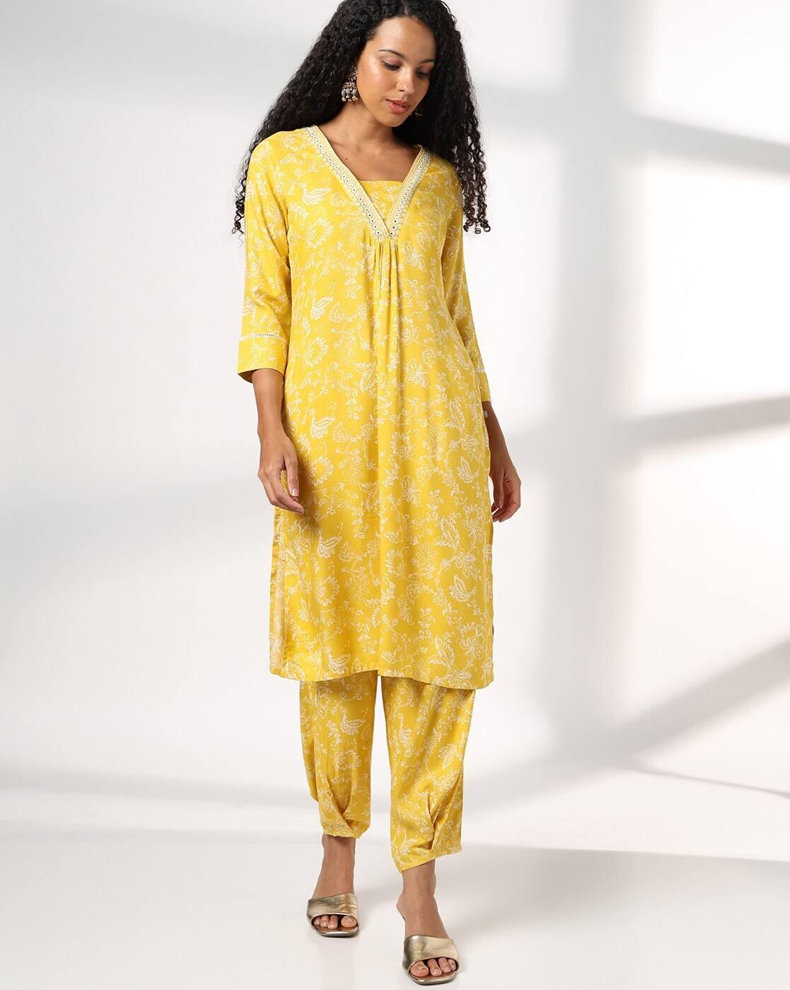 Women Floral Print Straight Kurta Set
