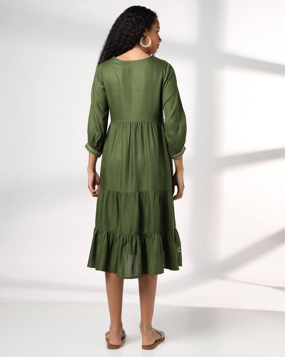 V NECK EMB TIER DRESS, GREEN, S