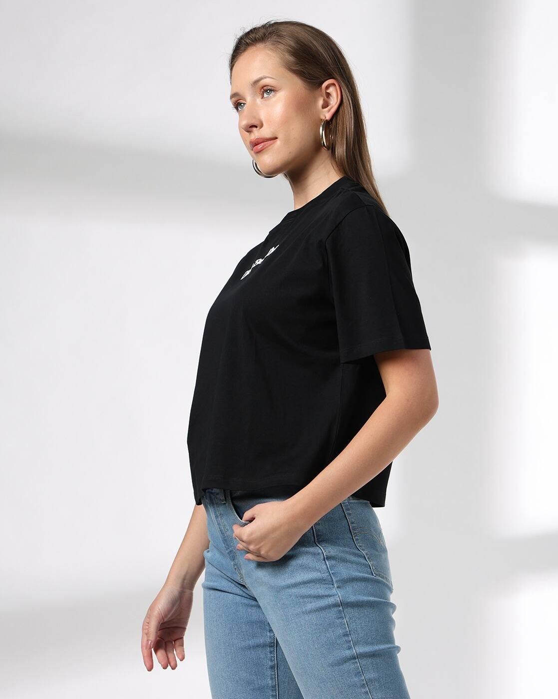 Women Love in Every Note Boxy Fit Crew-Neck T-Shirt