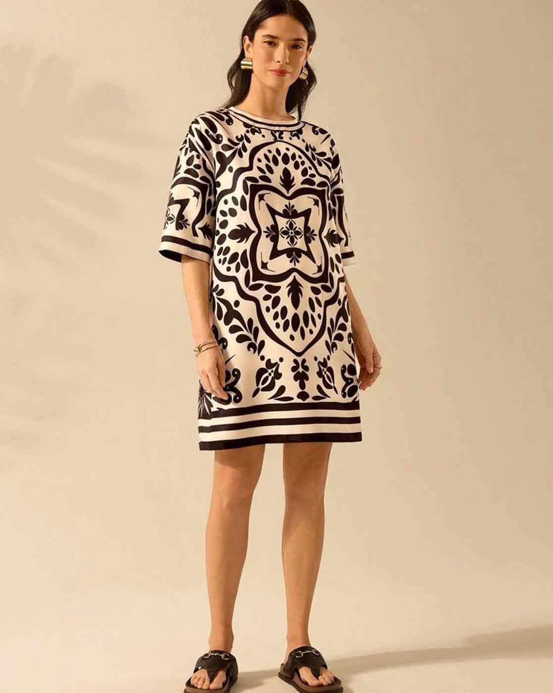 Women Floral Fit and Flare Dress