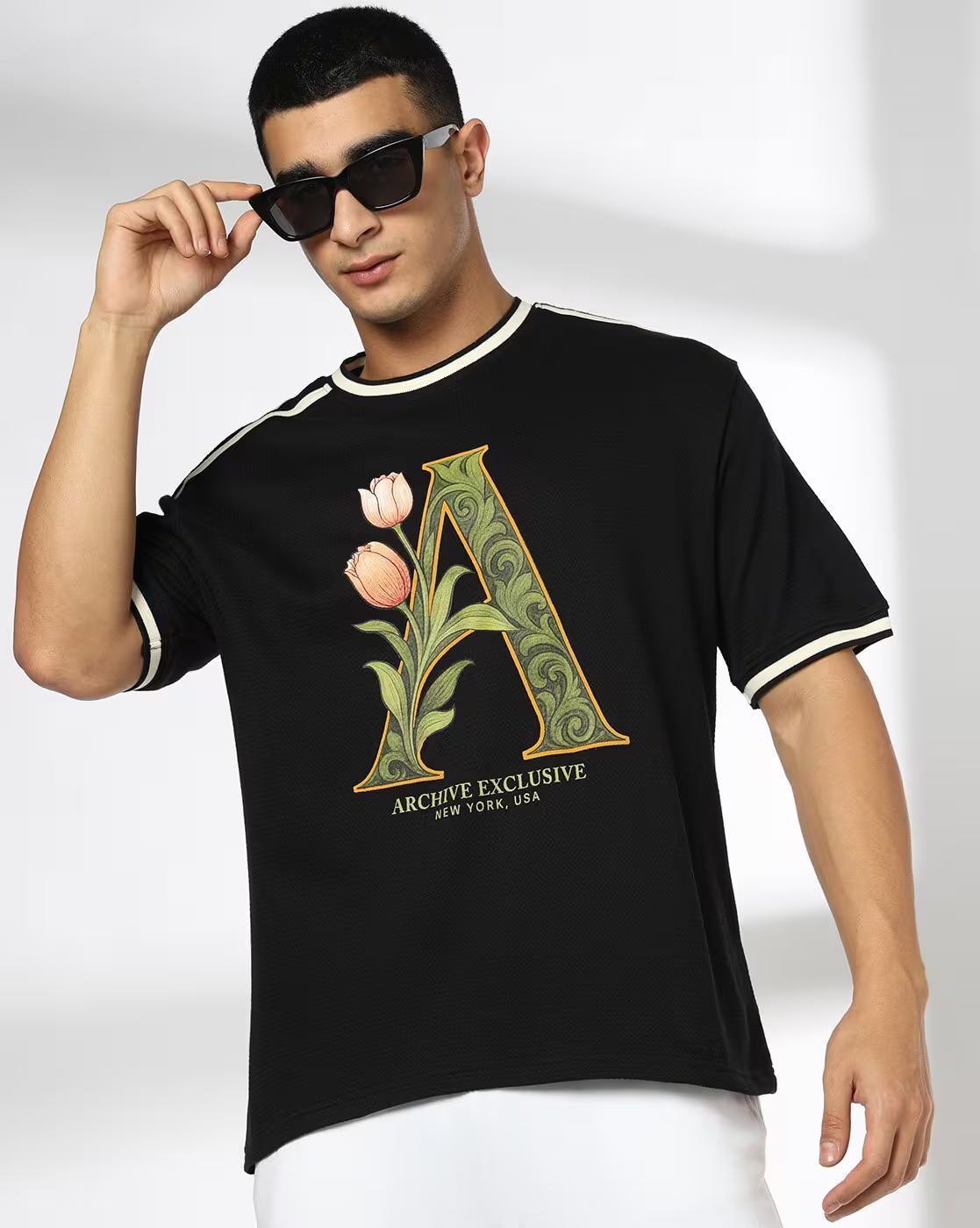 Men Graphic Print Boxy Fit Crew-Neck T-Shirt