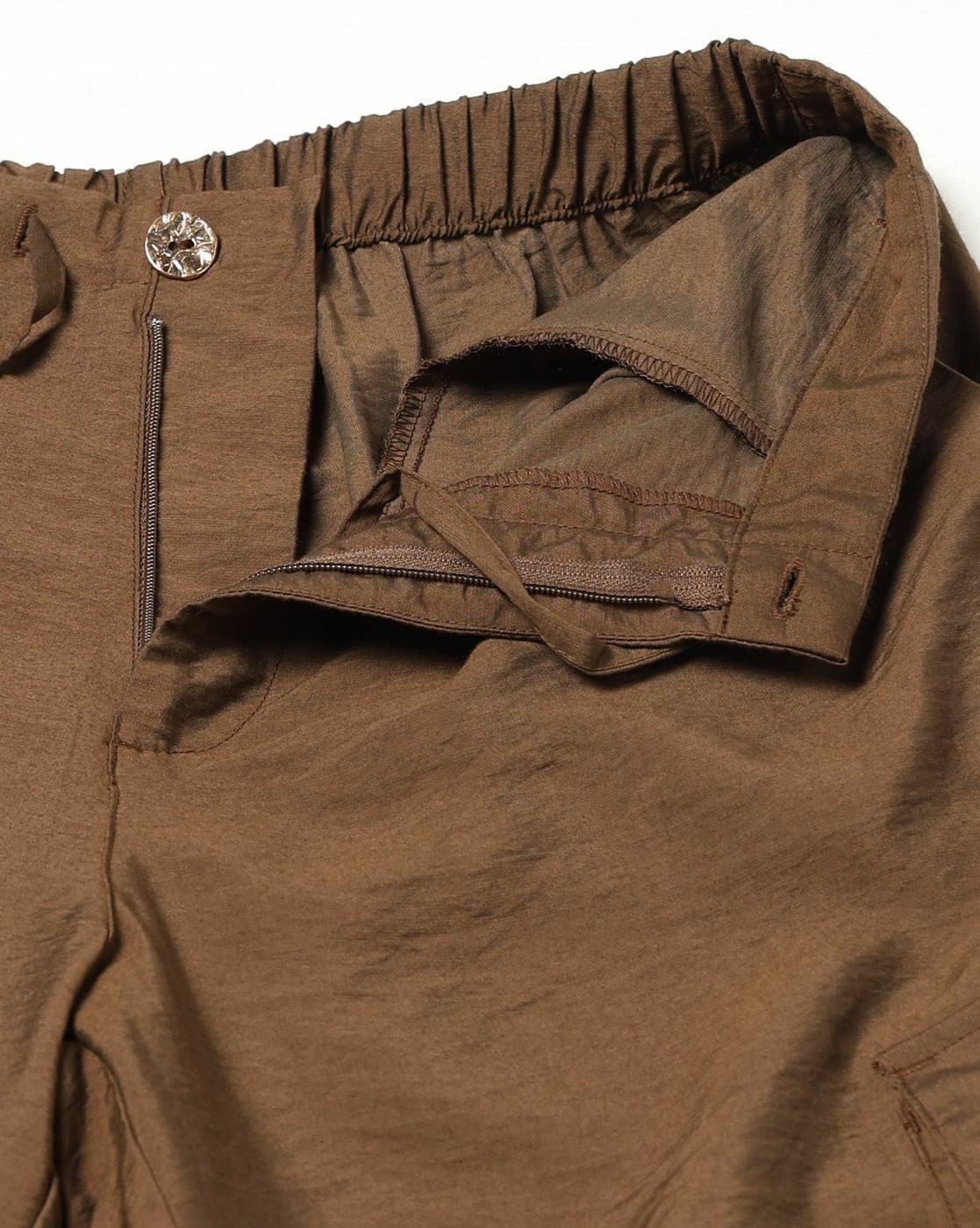 Women Tapered Fit Pleated Cargo Pants