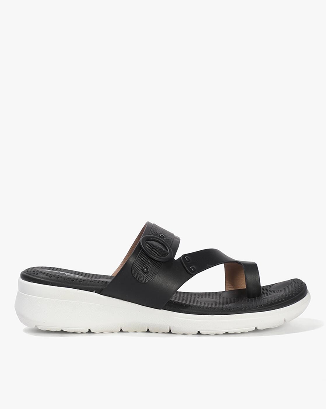 Men Toe-Ring Slip-On Sandals