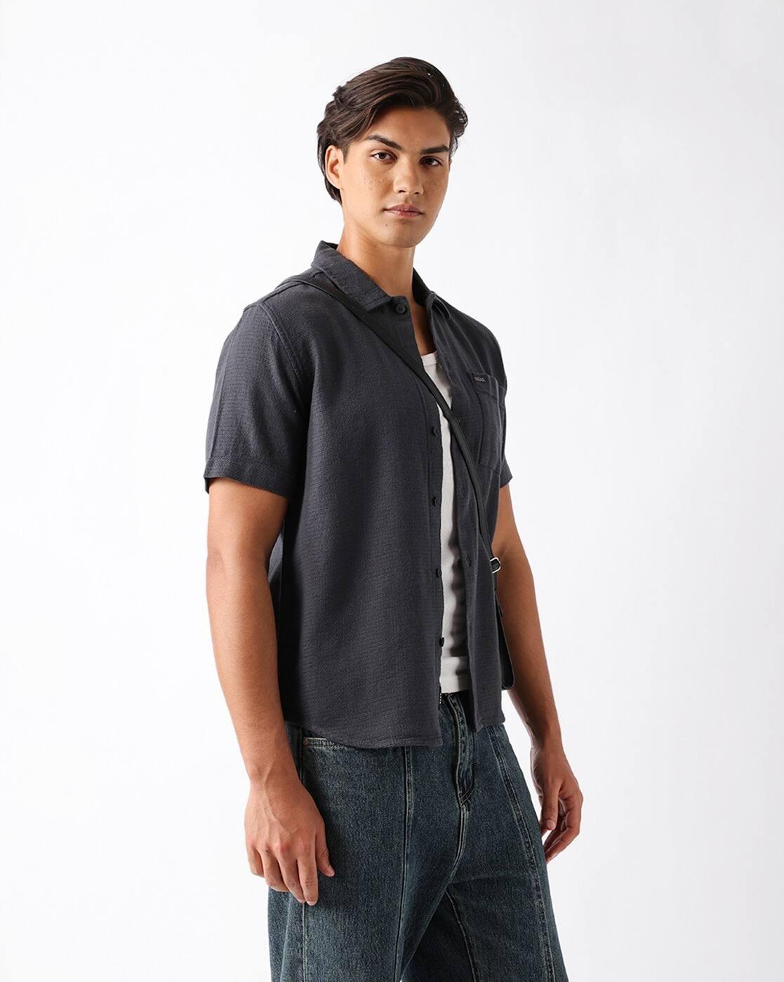 Men Cotton Woven Textured Regular Fit Casual Shirt