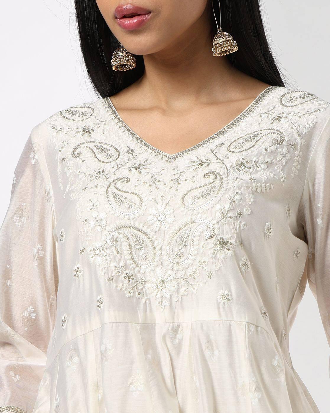 Women Embroidered Flared Kurta