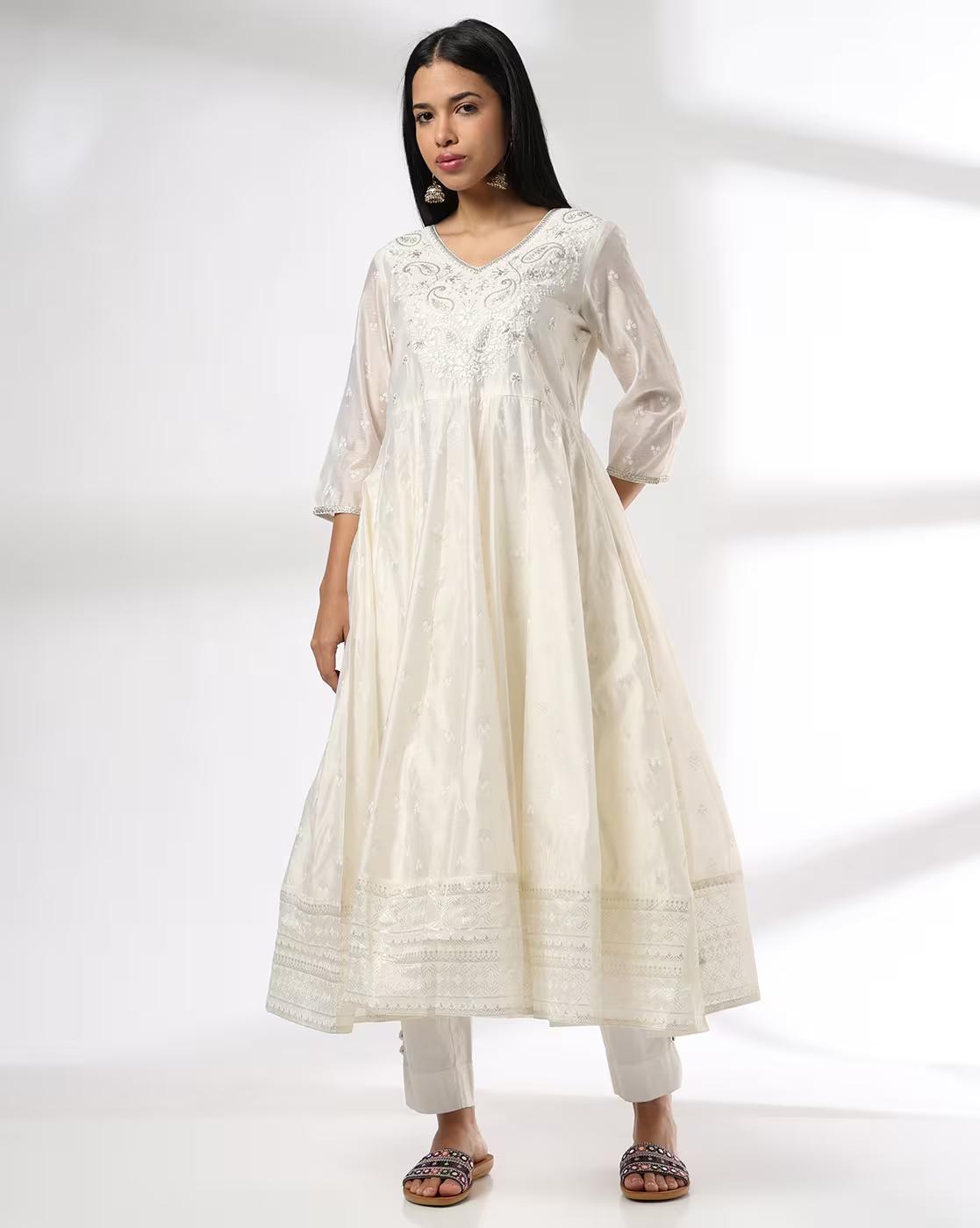 Women Embroidered Flared Kurta