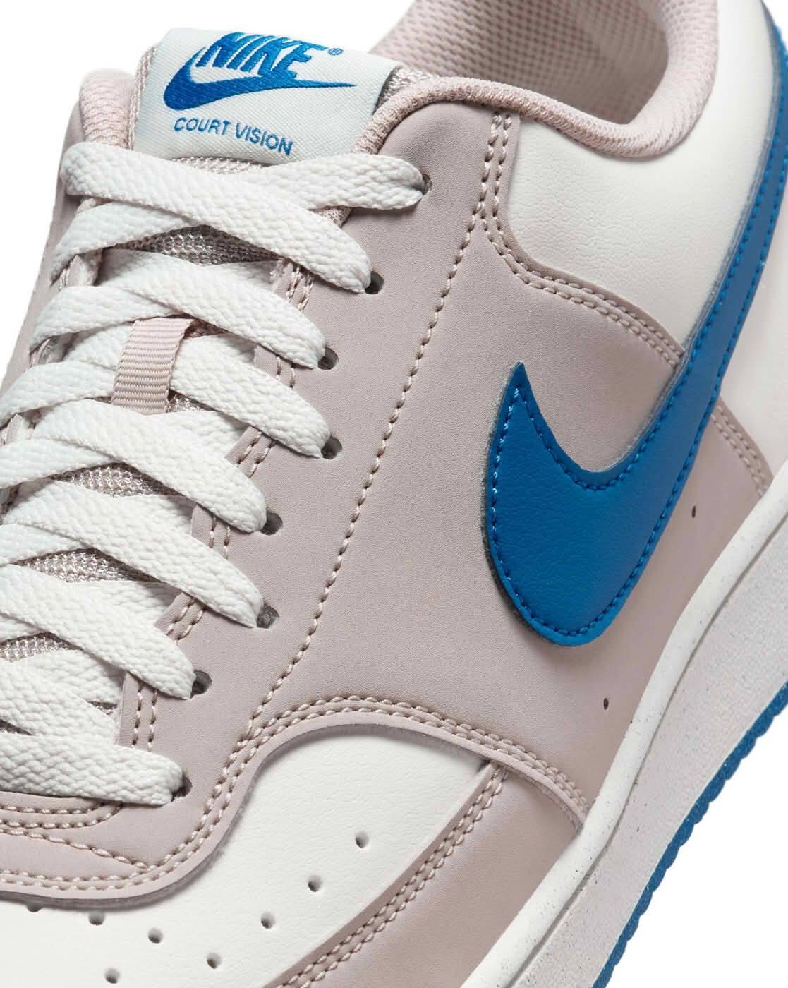 Men Court Vision Low Lace-Up  Sneakers