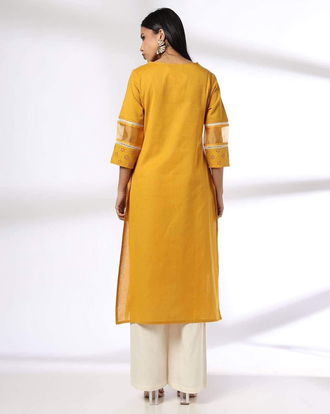 Women Lace V-Neck Straight Kurta