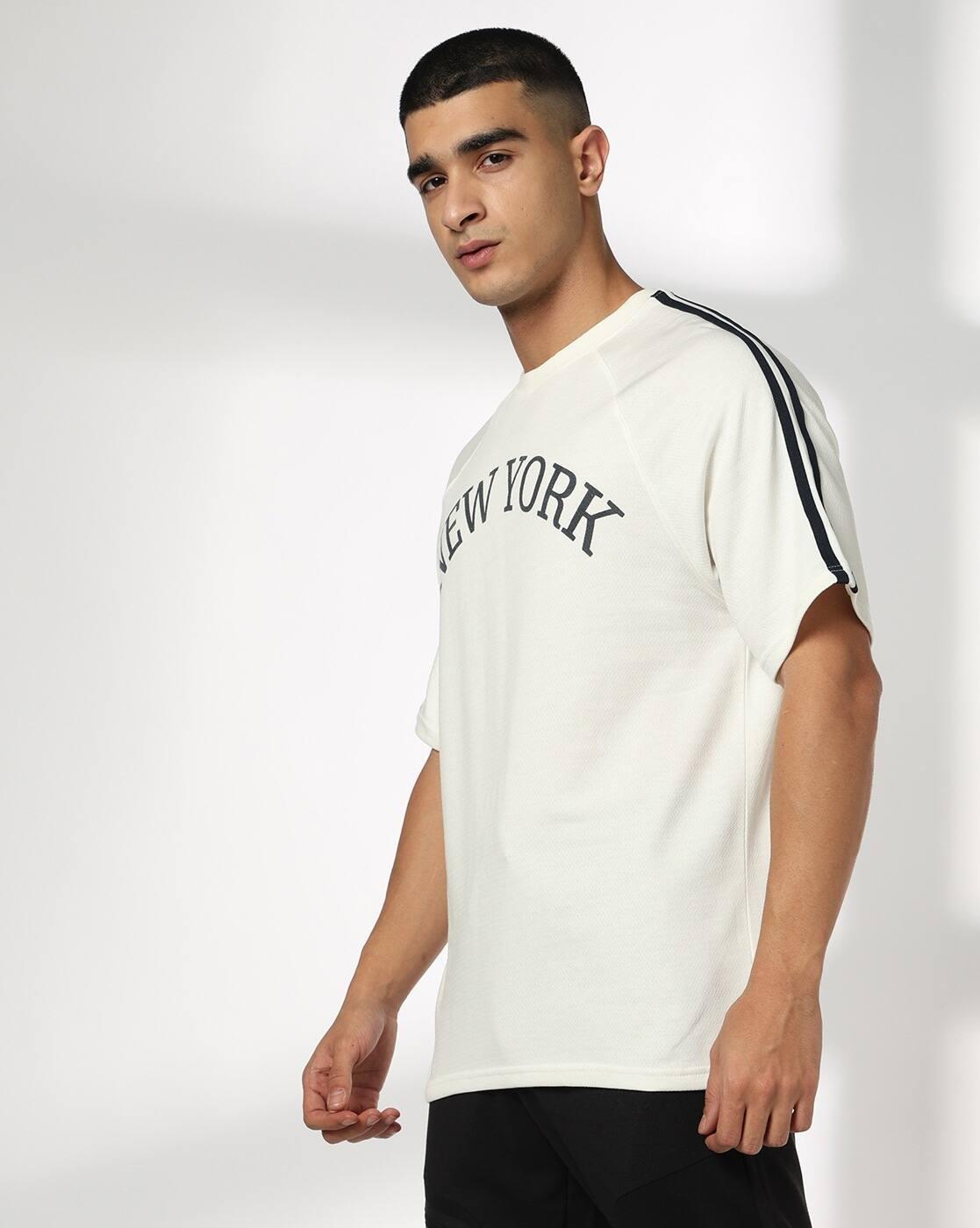 Men Typographic Print Regular Fit Crew-Neck T-Shirt