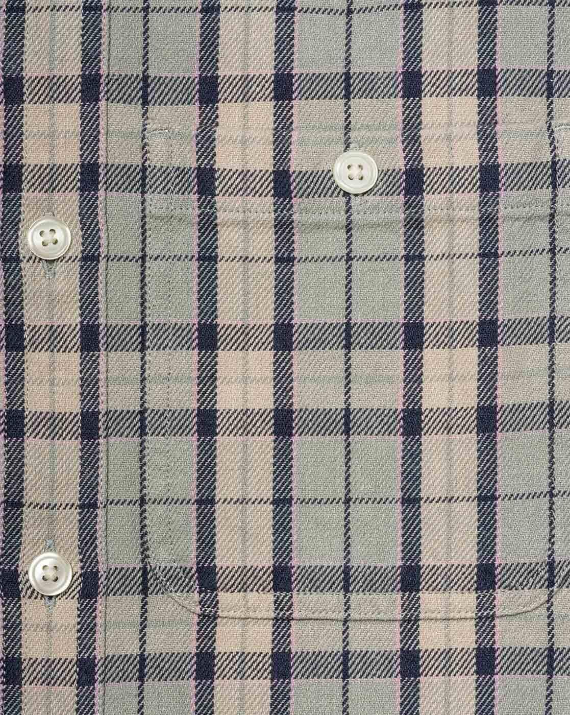 Checked Relaxed Fit Spread Collar Shirt