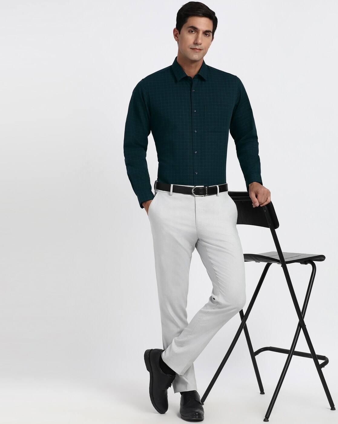 Men Checked Slim Fit Shirt