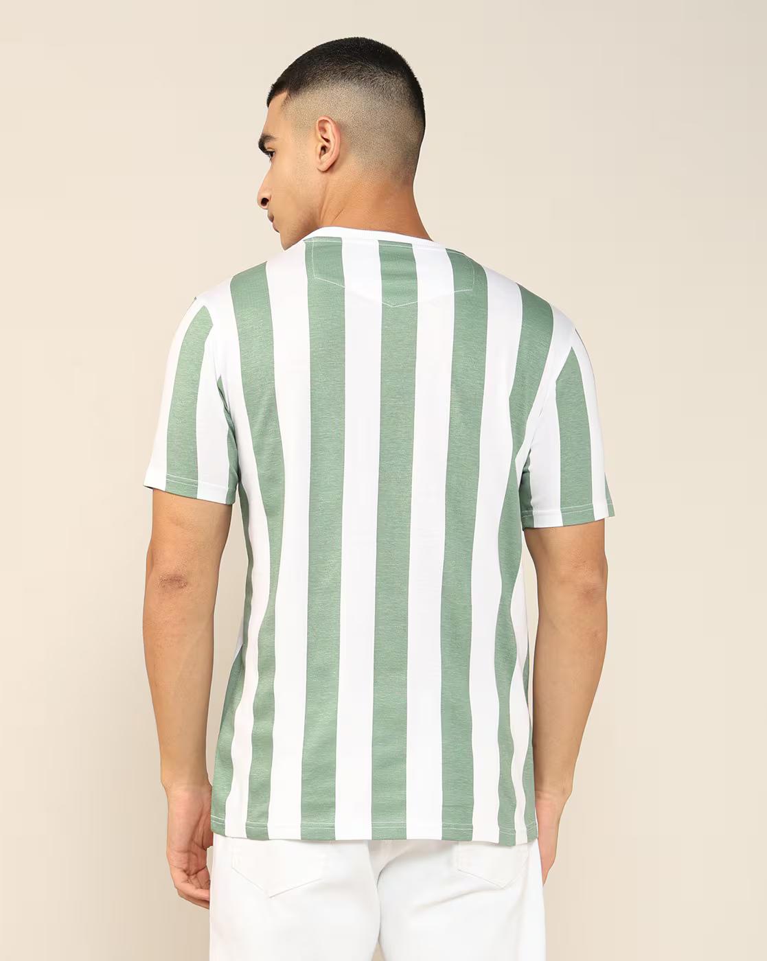 Men Vertical Striped Regular Fit Crew-Neck T-Shirt