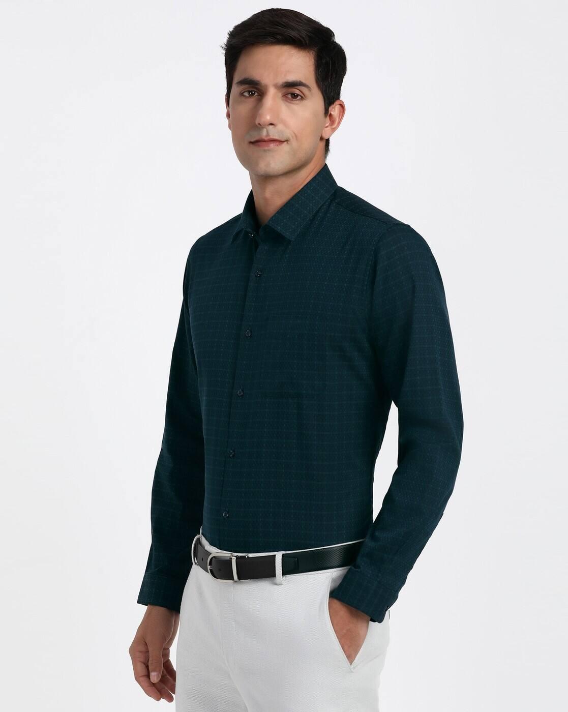 Men Checked Slim Fit Shirt