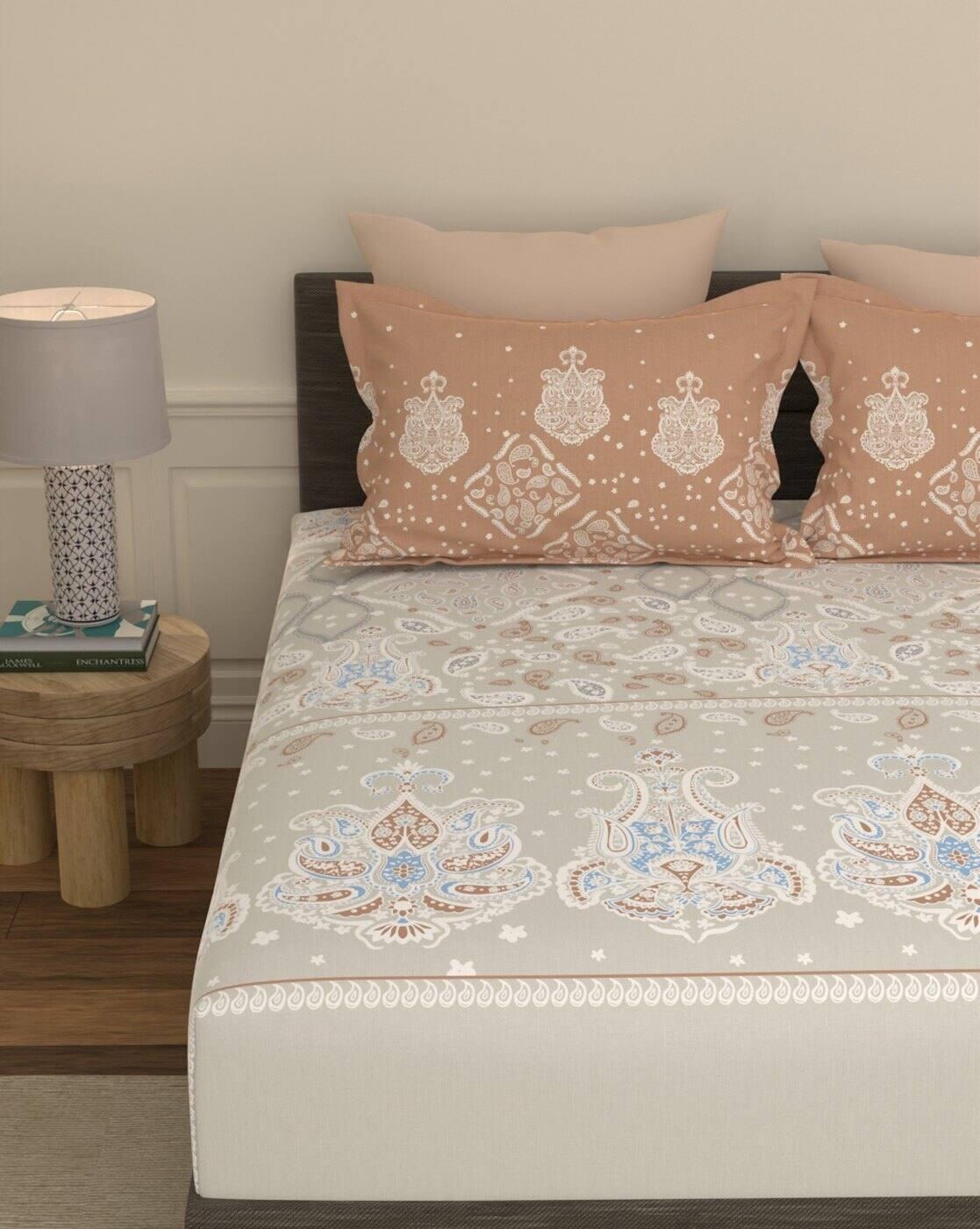 144 TC Floral Print Cotton Super King-Size Bedsheet with Pillow Covers