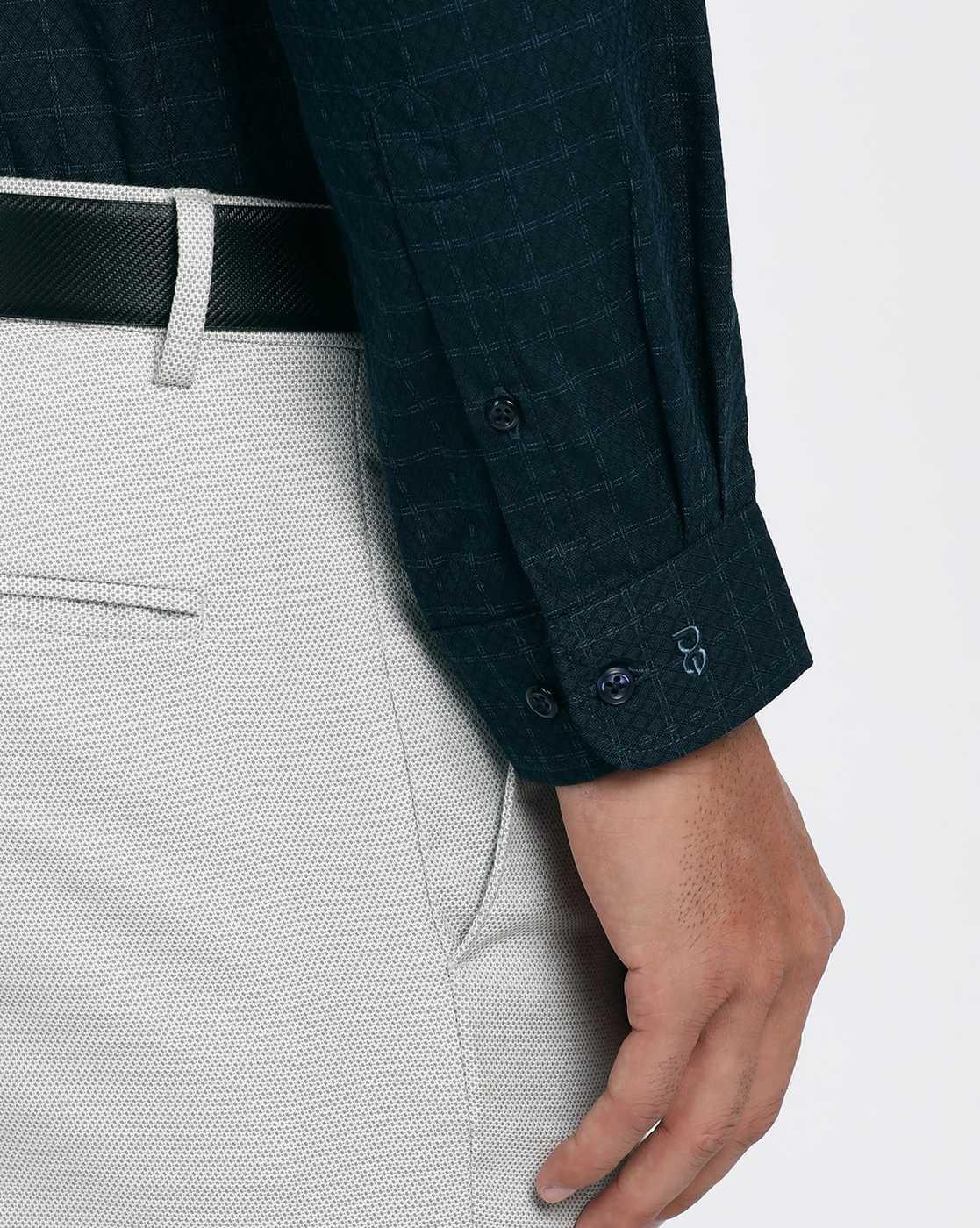 Men Checked Slim Fit Shirt