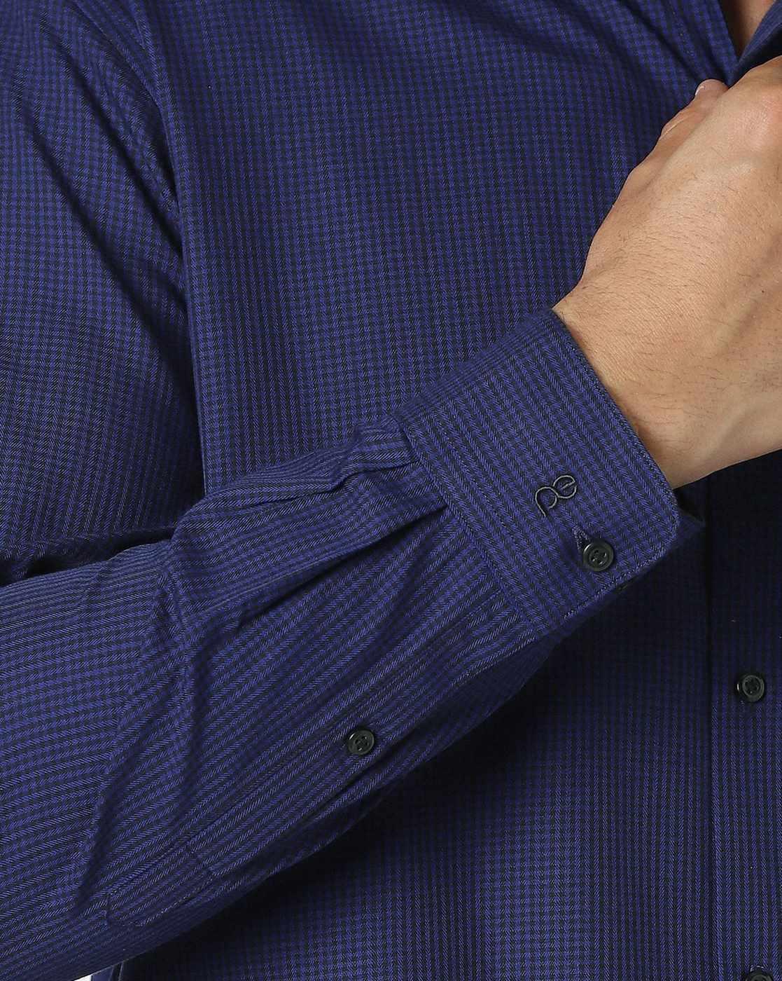 Men Spread-Collar Slim Fit Shirt